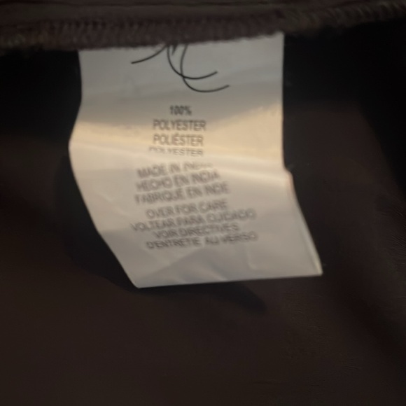 Melissa McCartney top. - Picture 4 of 6